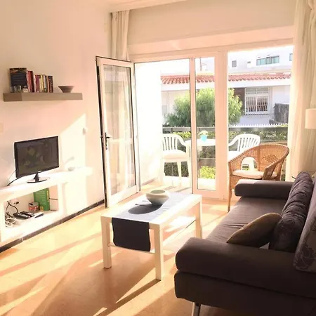 New Renovated With Sea Views *