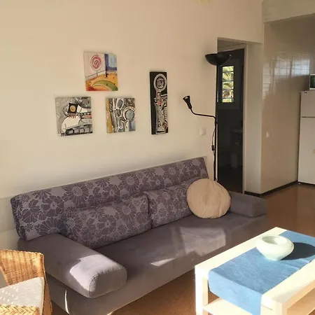 New Renovated With Sea Views Apartment *